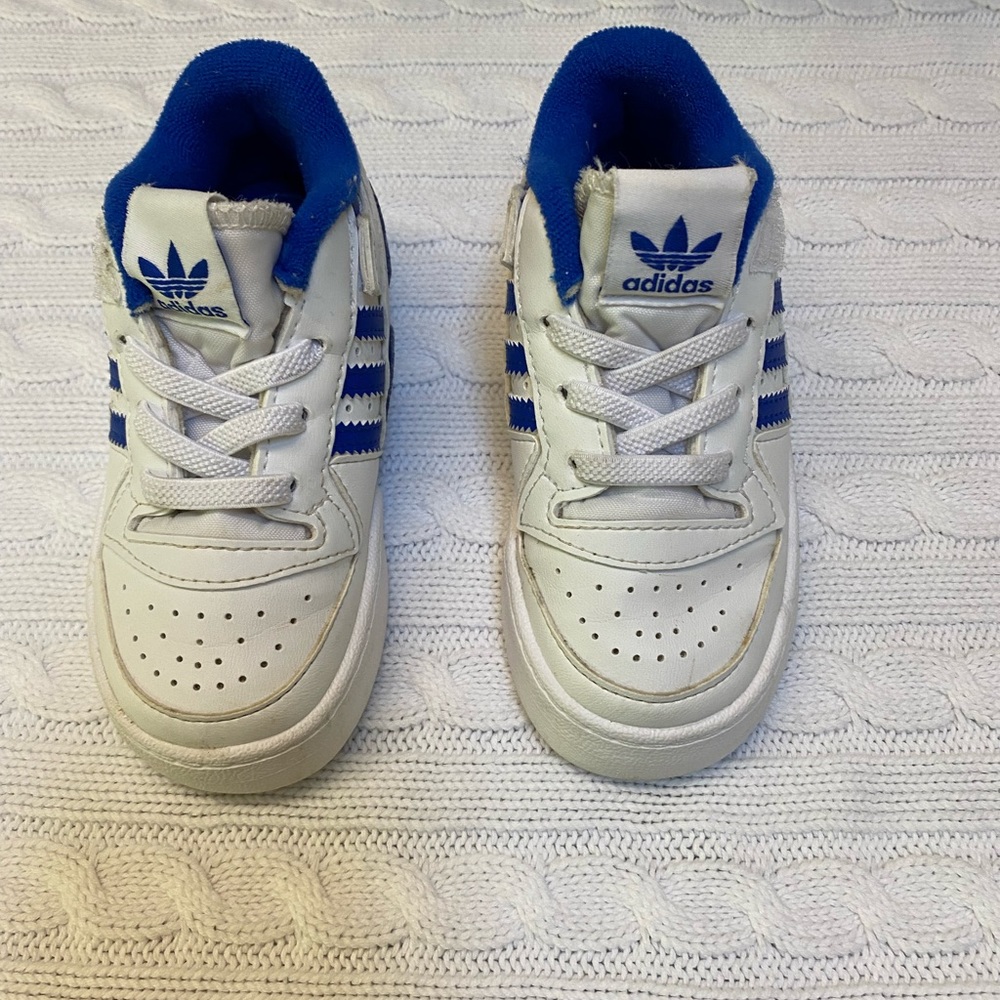 Adidas white blue sneaker toddler boy size 7